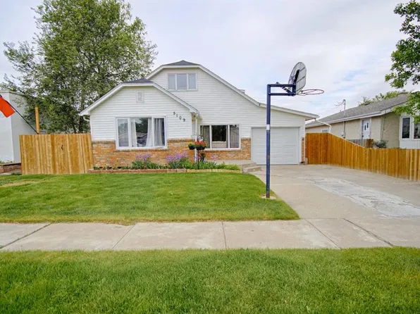 5109 S 44th Ave, Taber, AB T1G 1A9