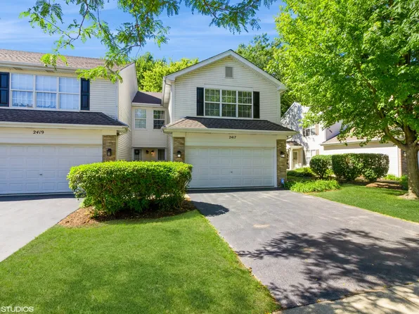 2417 Stoughton Cir, Aurora, IL 60502