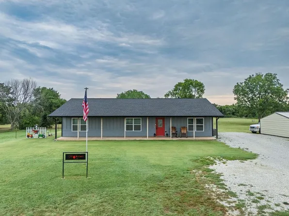 36904 New Hope Rd, Tecumseh, OK 74873