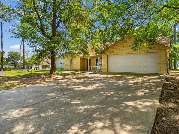 86 Huntington Rd, Trinity, TX 75862