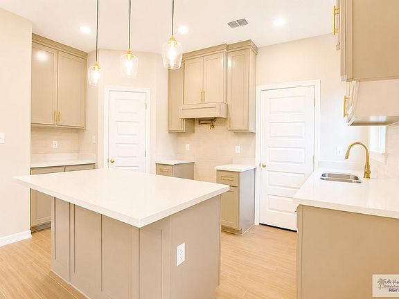 5th image of 6516 S Dorcas Cir