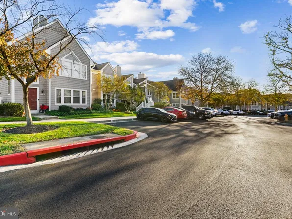 7734 Mayfair Cir Unit B, Ellicott City, MD 21043