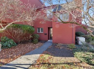 229 Hollister Way North #229, Glastonbury, CT 06033