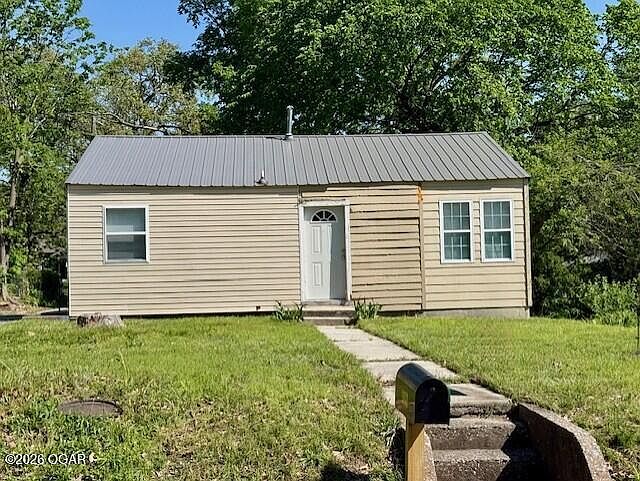 1st image of 2633 E Windsor St