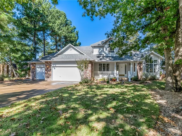 96 Holiday Island Dr, Eureka Springs, AR 72631