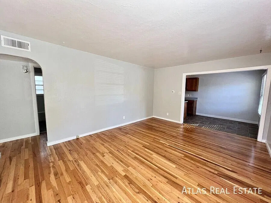 Charming 2-bedroom Home with Yard & Shared Garage! Available this November — Photo 3