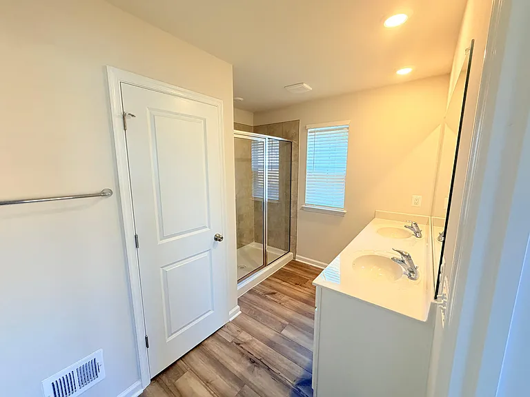 8762 Whitman Dr #1 — Photo 2