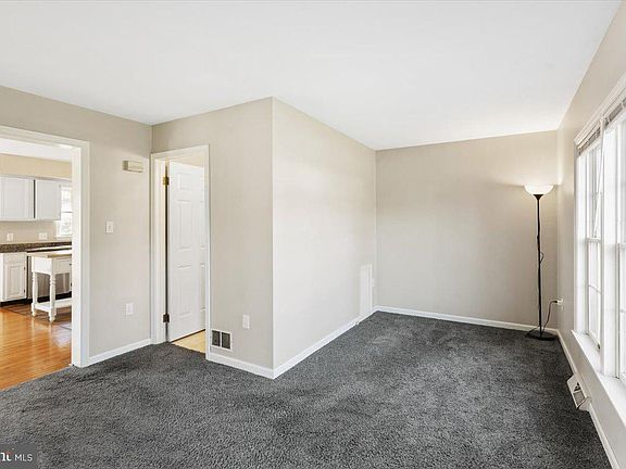 4th image of 103 Swatara Cir #L-0073