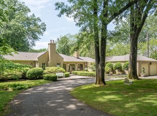 191 S Perkins Rd, Memphis, TN 38117