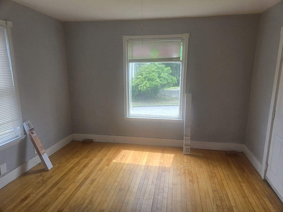 1st image of 87 Lincoln St #2