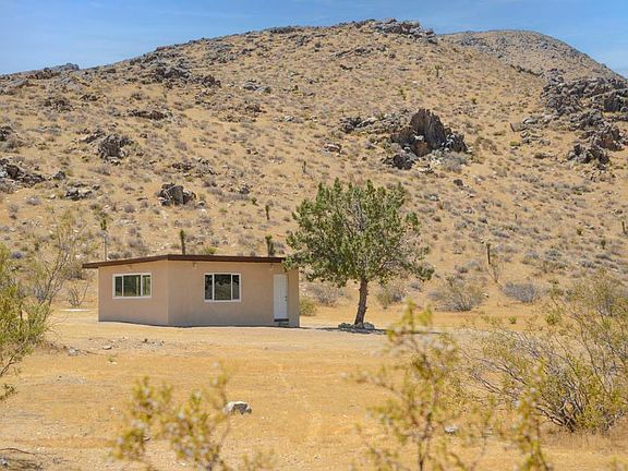 4th image of 27127 Zuni Rd
