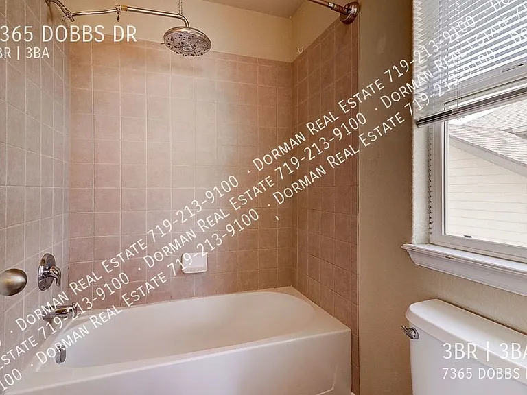 7365 Dobbs Dr — Photo 24