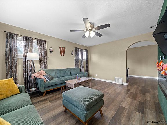 2nd image of 2202 Morrie Ave