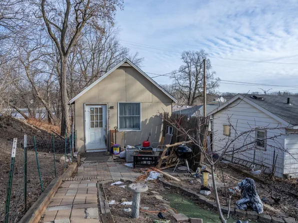 249 W State St, Mauston, WI 53948