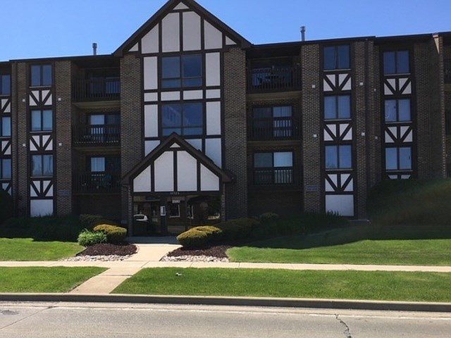 1st image of 10320 S Central Ave #305