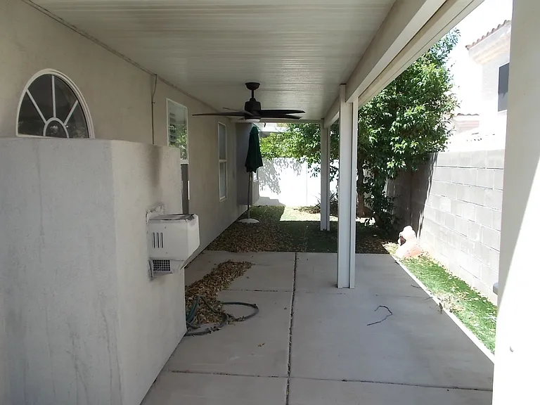 112 Golf Course St — Photo 24