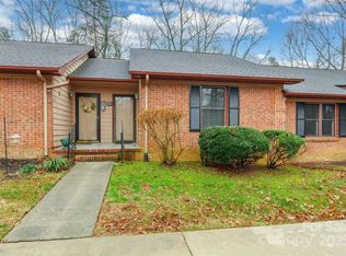 122 Ashleigh Ct, Fort Mill, SC 29715
