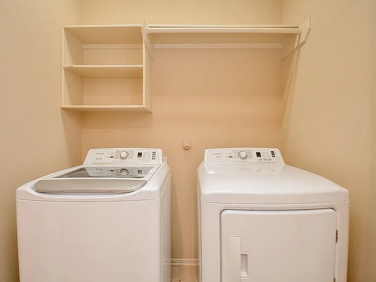 3307 Home Point Dr — Photo 27