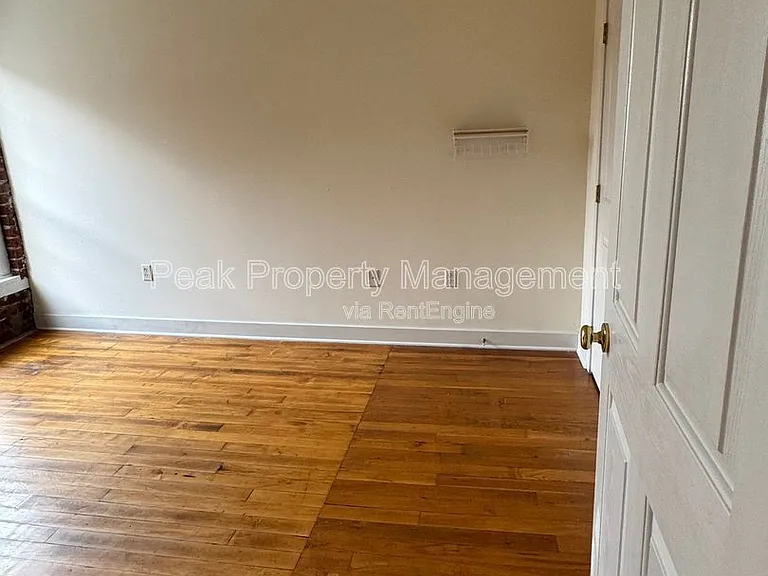 Poythress Apartments — Photo 27