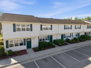 83 Crush Ct, Swansboro, NC 28584