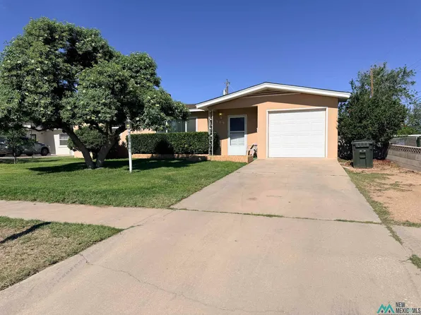 909 Solana Rd, Carlsbad, NM 88220