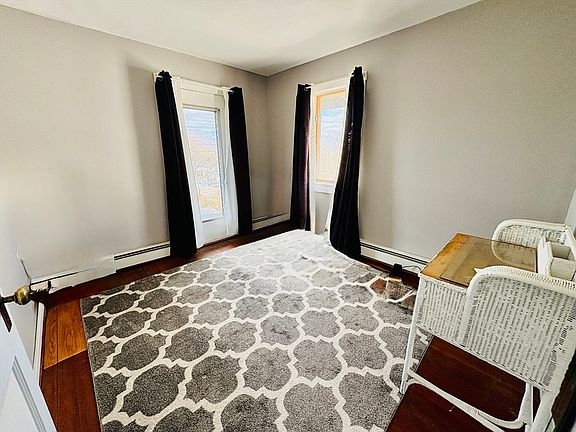 4th image of 41 Manomet Ave