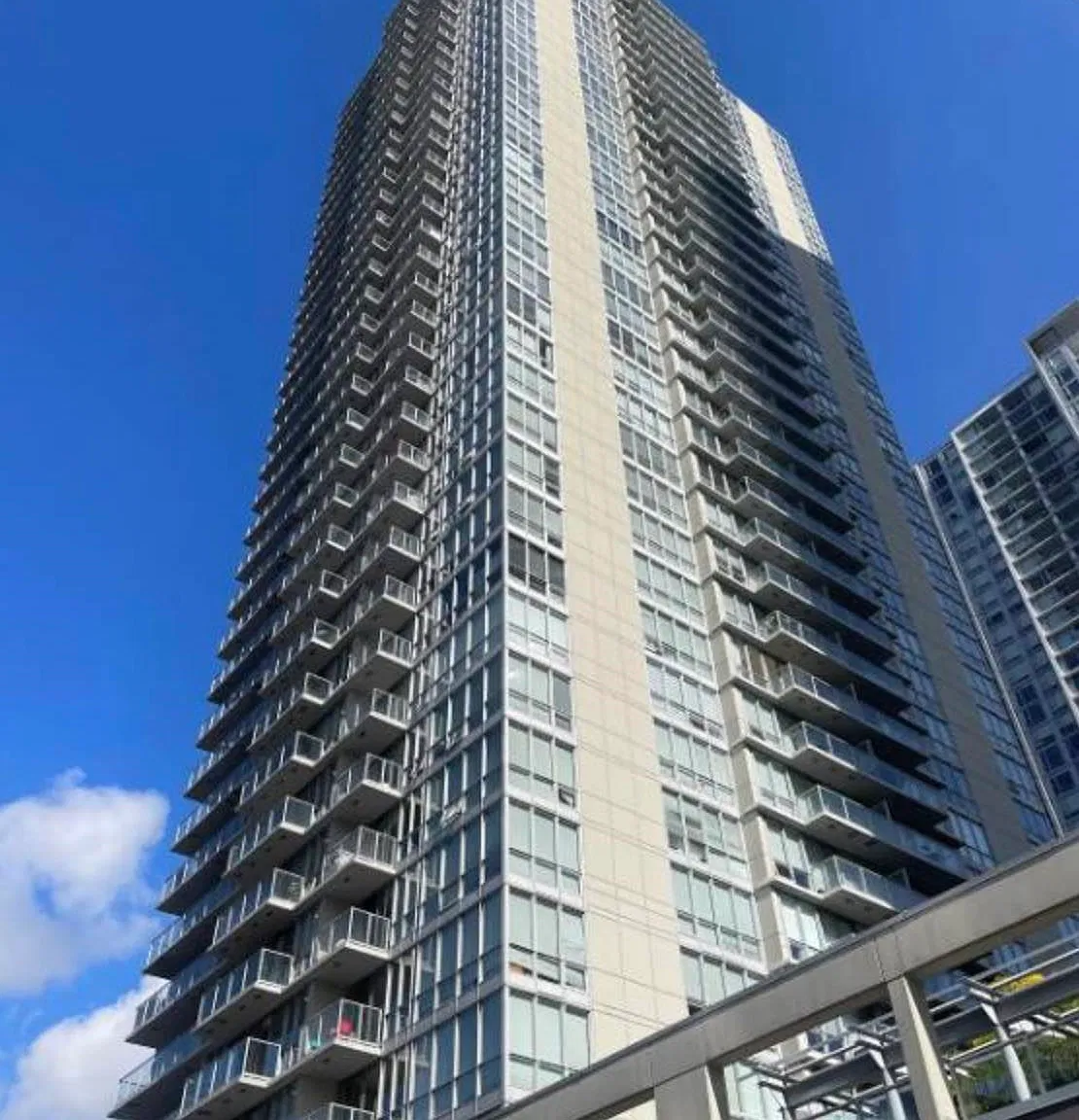 13688 100th Ave — Photo 2