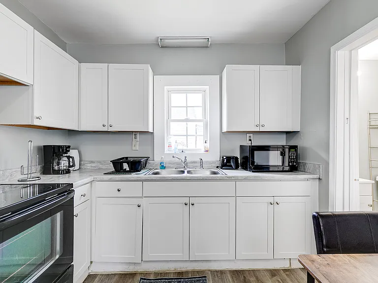 609 N Carolina Ave — Photo 5