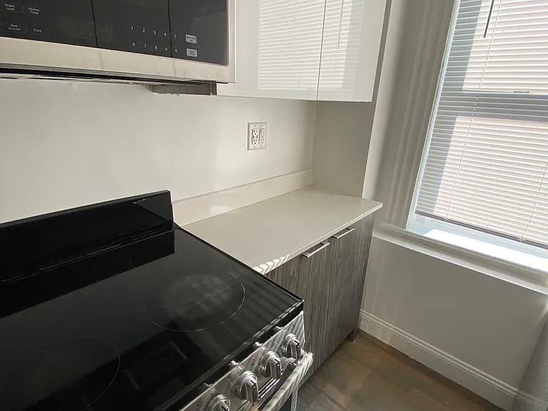 107 Jersey St #16 — Photo 6