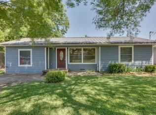 814 Williams St, Waxahachie, TX 75165