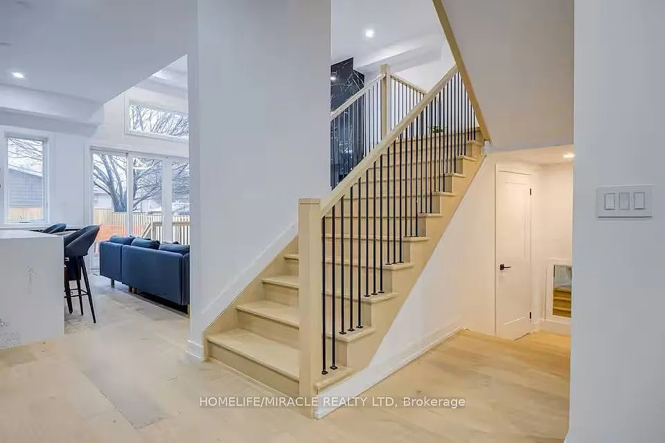 6 bed, $8,500 — Photo 3