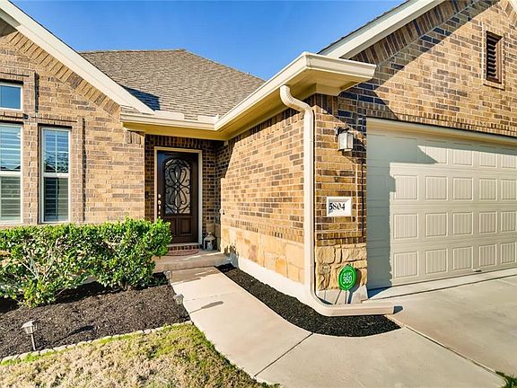 3rd image of 5804 Arbia Ln