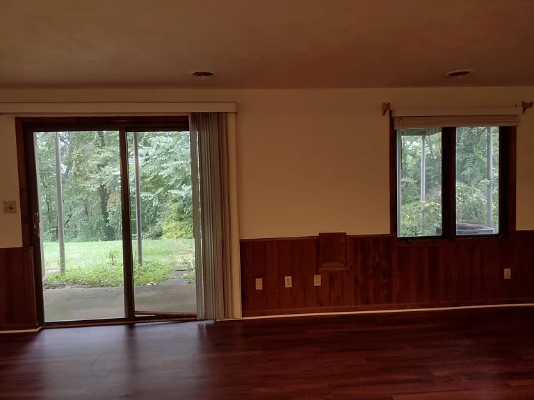 3541 Londonderry Ln — Photo 21