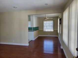 7234 Hazeltine Ave #4, Van Nuys, CA 91405