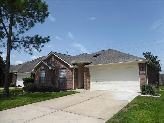 2nd image of 3015 Glenwood Dr