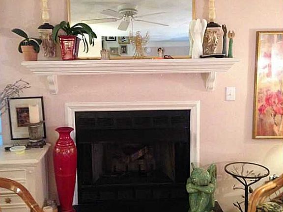 4th image of 4912 Adelia Dr