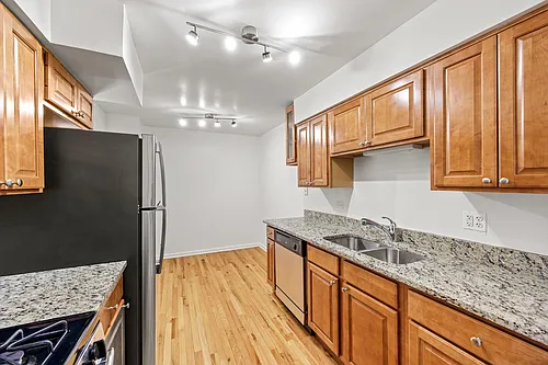 The Promenade Apartments Photo 1