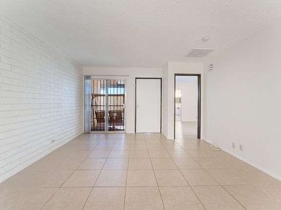 5th image of 3017 Saint George St APT G