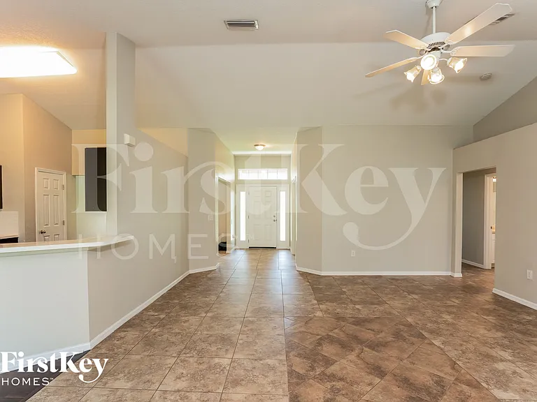 3102 Lucaya Ave — Photo 4