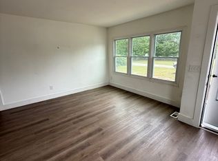 442 Irby St, Woodruff, SC 29388