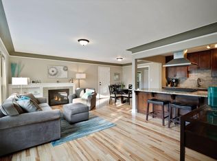 6017 Chowen Ave S, Edina, MN 55410
