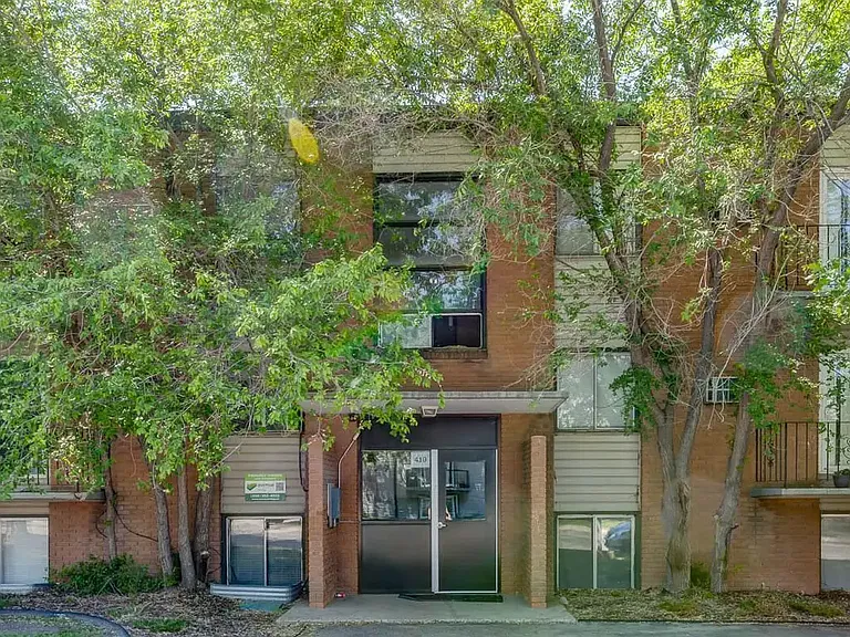 401 Central Ave — Photo 10