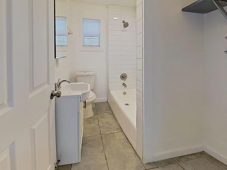 1323 Woodruff Ave — Photo 12