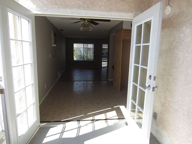 11586 Celine St — Photo 2