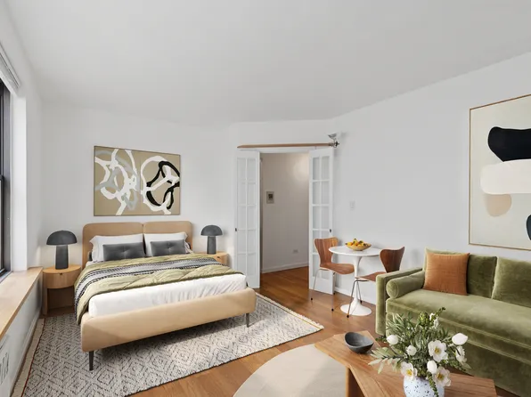 208 East 70th Street image 3 of 8