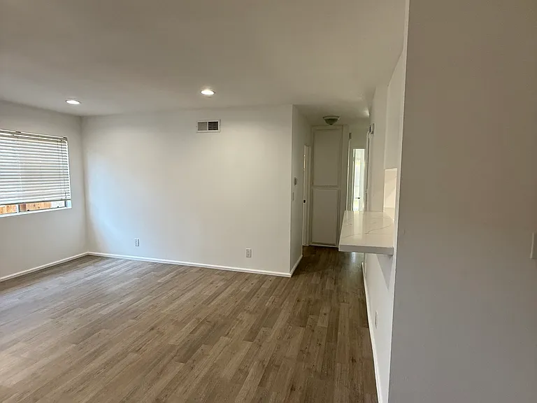 27011 Avenida Las Palmas #B — Photo 2