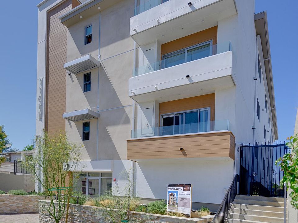 1st image of 11611 Moorpark St #5