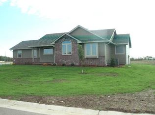 2808 Rushwood Dr, Augusta, KS 67010