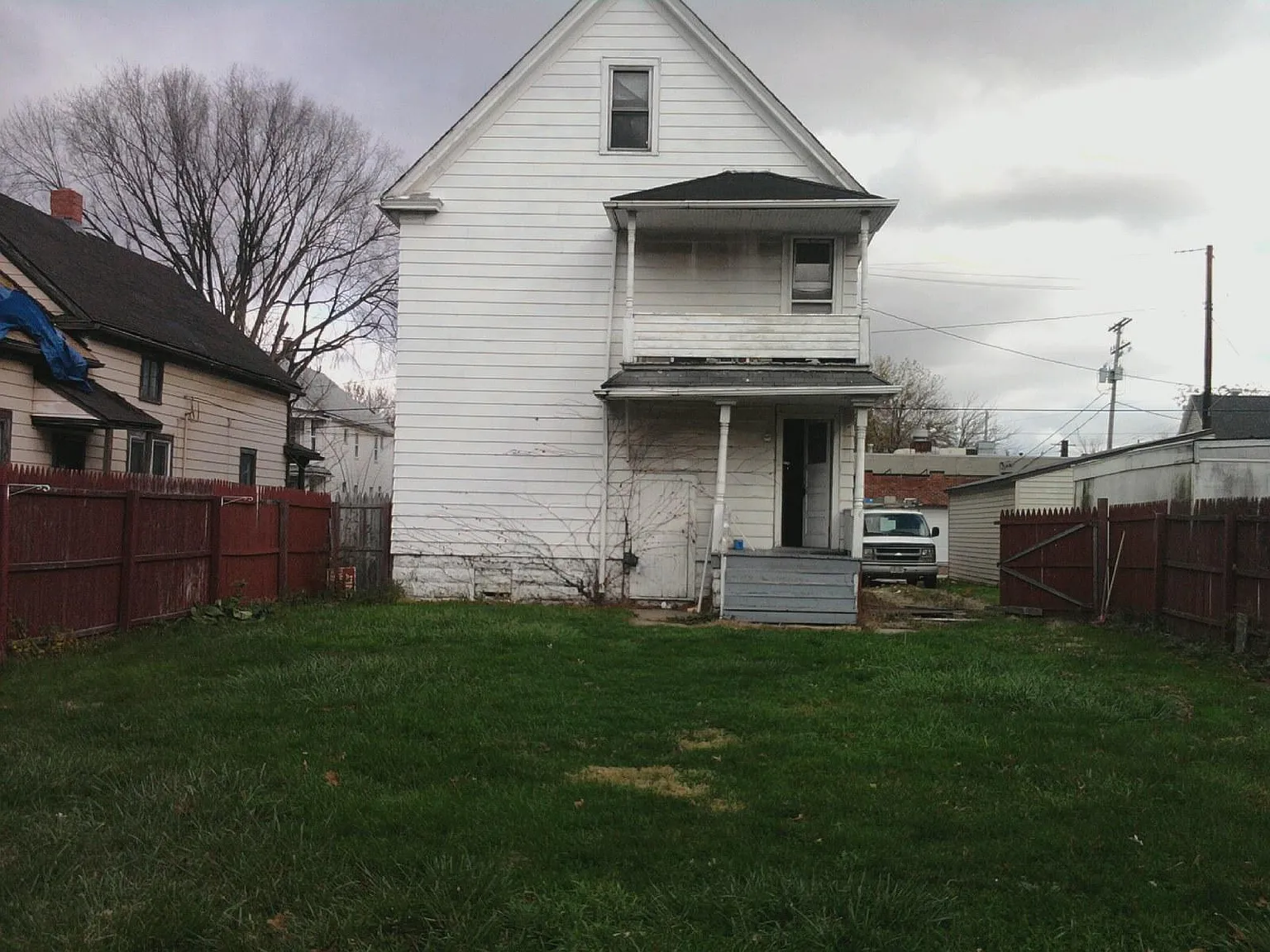 2 bed, 900 sqft, $850 — Photo 2