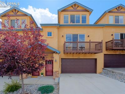 5715 Canyon Reserve Hts, Colorado Springs, CO, 80919